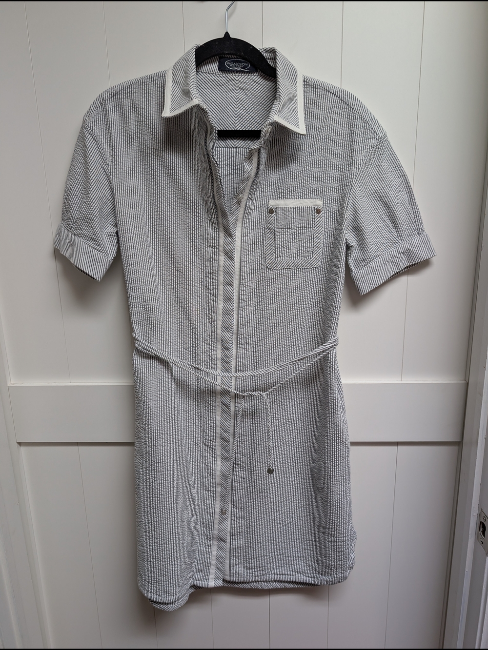 Magaschoni Casual Short-Sleeve Shirt Dress - White/Gray, seersucker, Medium